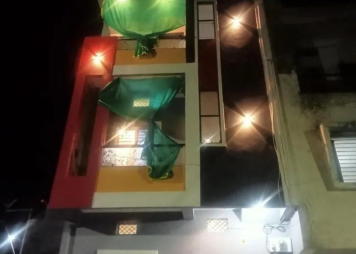 Amul Home Stay